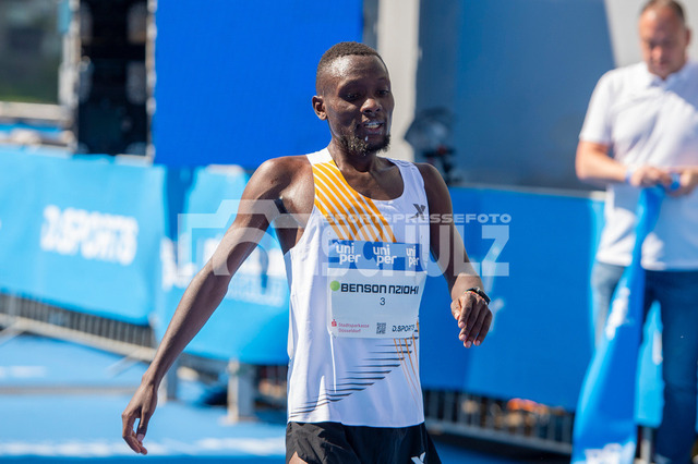 20250427-NSZ_3026 | Benson Nzioki Mutsio (Nr.3,KEN)DEU, Düsseldorf, 27.04.2025 Uniper Düsseldorf Marathon 2025 - Realisiert mit Pictrs.com