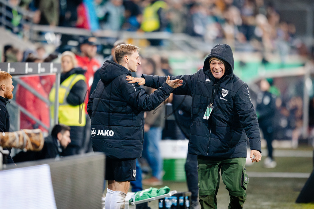 2. Bundesliga, Saison 2025/26, 15. Spieltag: SC Preußen Münster - Hannover 96 | Münster, 05.12.2025: 2. Bundesliga, 15. Spieltag, SC Preußen Münster gegen Hannover 96 im LVM-Preußenstadion in Münster. Foto: sportfotografie.ms | Markus Paletta - Realisiert mit Pictrs.com