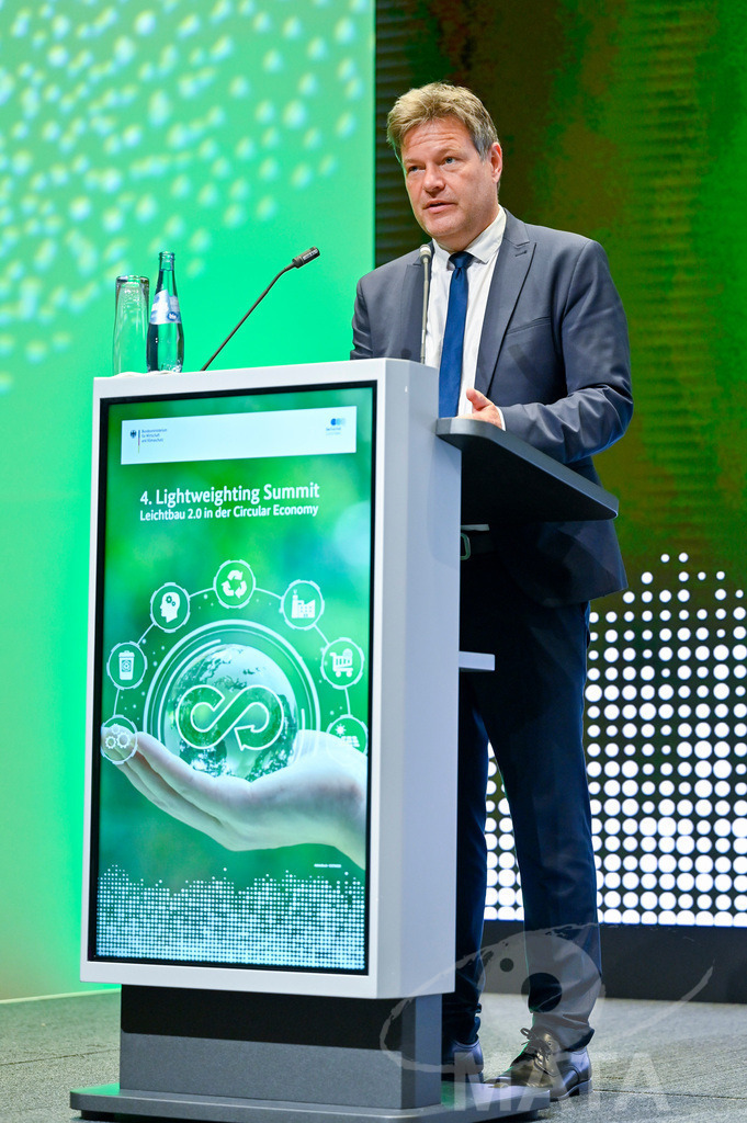 _DWA8056 | MATA IndoCon - Realisiert mit Pictrs.com