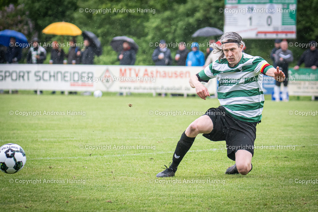 Fußball I Heren I Saison 2025-2026 I Kreispokalfinale Ü32 I TV Meckelfeld - SG Borstel-Luhdorf I 14.05.2026 | a-hannig - Realisiert mit Pictrs.com