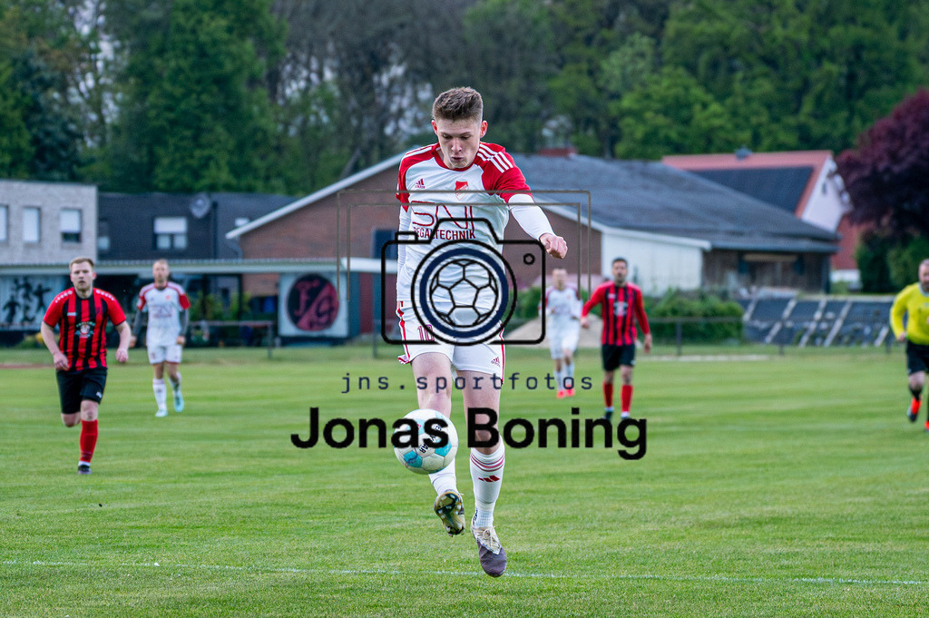 Fußball I Herren I Saison 2025-2026 I Bezirksliga Weser-Ems 4 I 20. Spieltag I TuS Frisia Goldenstedt - RW Visbek I 00617 | jns.sportfotos - Realisiert mit Pictrs.com