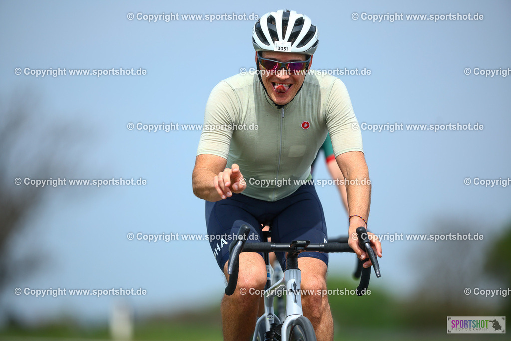 646_TRA56793 | Neusiedlersee Radmarathon 2026@sportshot_your_pictrs #yourpictures#roadtowm2029 #nrm #neusiedlerseeradmarathon #neusiedlersee #neusiedlerseetourismus #burgenland #mörbisch #nrm26 #burgenlandtourismus #voglundco #poweredbyburgenlandtourismus #radsport #rad #marathon #ucigranfondo #visitburgenland #ucigranfondoworldseries