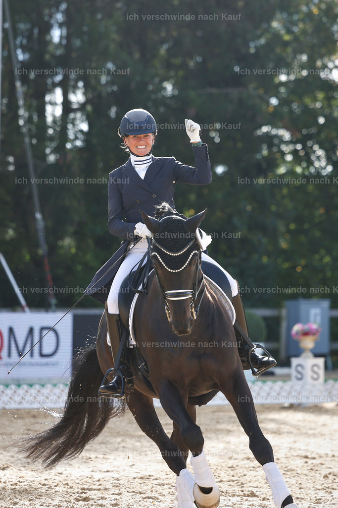 09_1-Siegerehrung-DRESSUR  S_  -StoibPH-5628 | working equitationturnier fotograf videograf stoibphotography marixx film working equitation deutschland reitsport turnierfotografie eventfotografie equestrian events