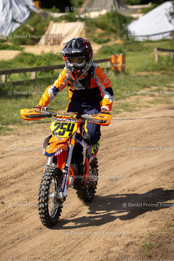 0V8A1351 | DanielFrommFotografie - Realisiert mit Pictrs.com