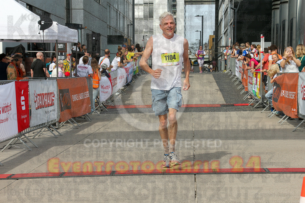 250920_1341_EX1_6244 | Sportfotografie im Rhein-Sieg Kreis, Köln, Bonn, NRW, Rheinland Pfalz, Hessen, etc. Unser Tätigkeitsfeld umfasst den Laufsport vom Volkslauf über den Marathon, Duathlon, Triathon bis zum Ultralauf wie Kölnpfad Ultra oder Schindertrail.