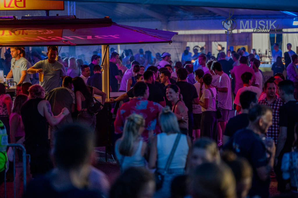 DSC_3511 | "Fussifoto.com – Ihr Ansprechpartner für hochwertige Fotografie! Entdecken Sie kreative Bilder und professionelle Dienstleistungen. Kontaktieren Sie uns für Ihre Projekte!"