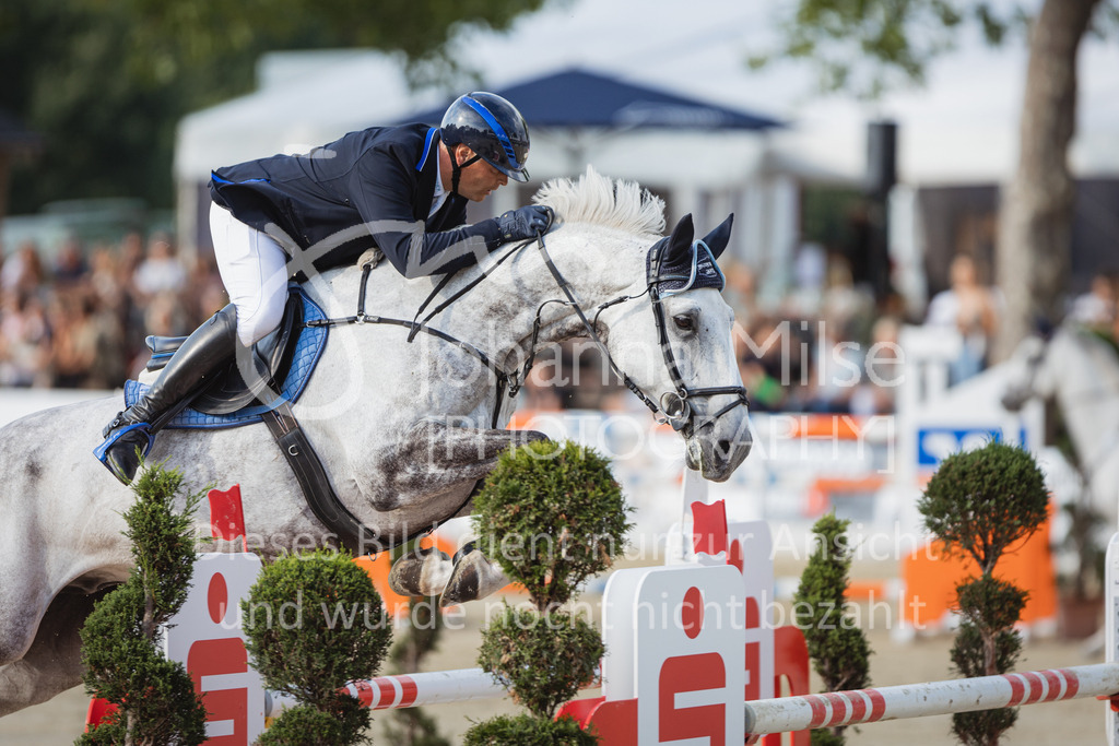 220730_BHO_GT_S1-Springen-591 | Deine schönsten Turniermomente als professionelle Fotos! Entdecke hochwertige Pferdesport-Fotografie im Online-Shop. Jetzt Fotos finden & bestellen!