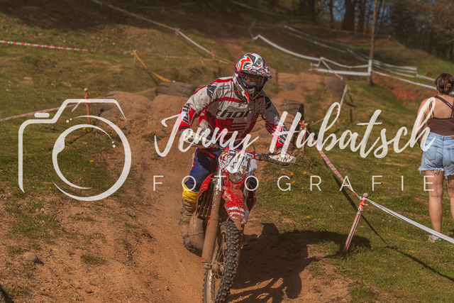 JHF.ECHT.4h.Samstag1129 | jennyhubatsch-endurofotografie