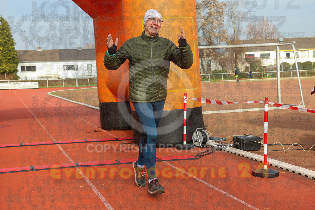 230129_1139_EX1_5237 | Sportfotografie im Rhein-Sieg Kreis, Köln, Bonn, NRW, Rheinland Pfalz, Hessen, etc. Unser Tätigkeitsfeld umfasst den Laufsport vom Volkslauf über den Marathon, Duathlon, Triathon bis zum Ultralauf wie Kölnpfad Ultra oder Schindertrail.