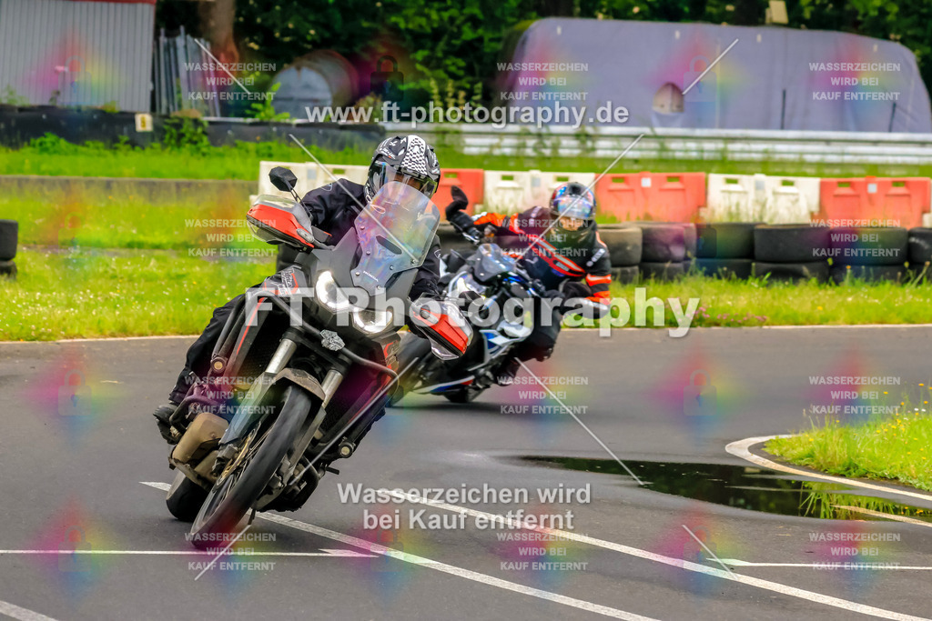 VBK-6644 | Hier findet Ihr Bilder von Touristenfahrten auf der Nürburgring Nordschleife oder von anderen Veranstaltungen die ich besucht habe. Viel Spass beim Durch Schauen 