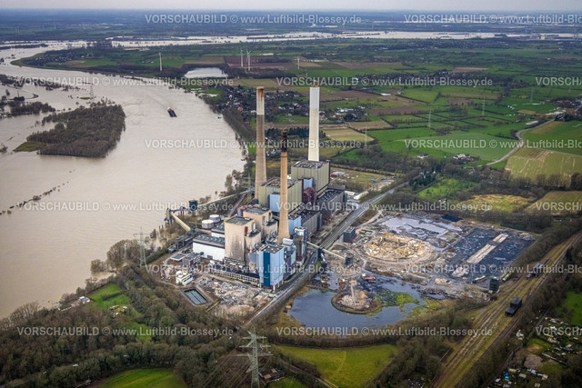 Voerde231203737 | Luftbild vom Weihnachtshochwasser 2023 am Rhein, der Rhein tritt nach starken Regenfällen über die Ufer,  Möllen, Voerde, Ruhrgebiet, Niederrhein, Nordrhein-Westfalen, Deutschland