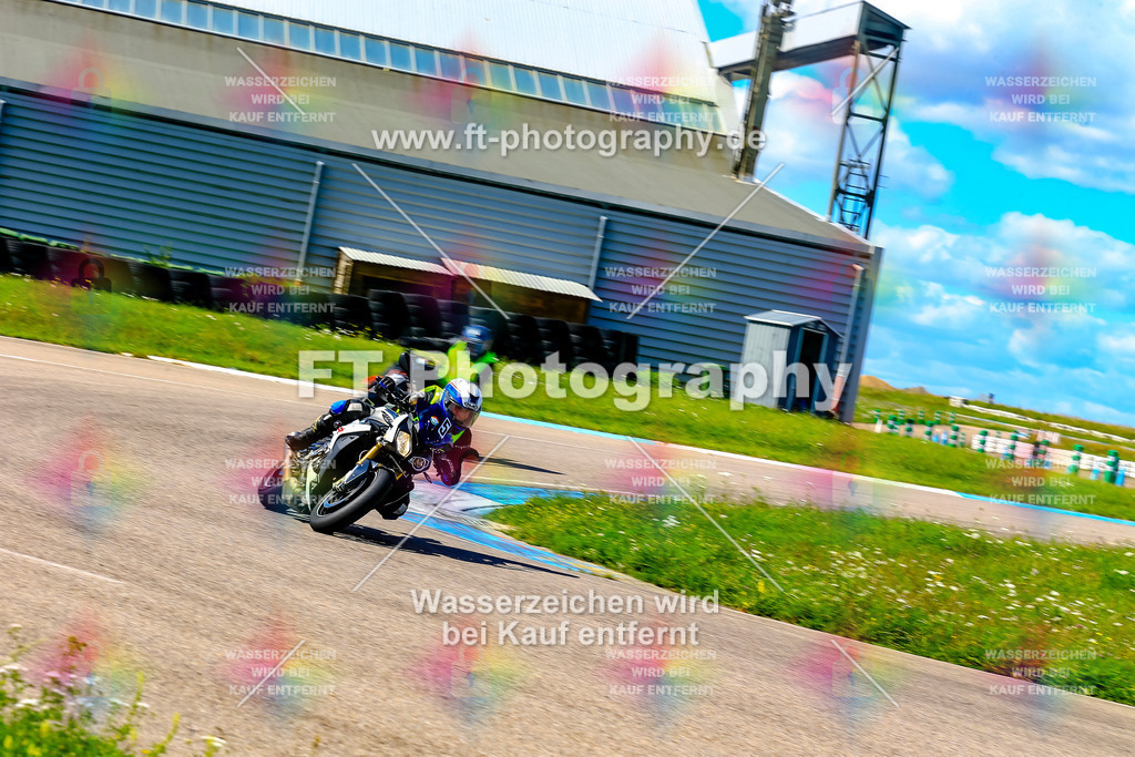 005-6171 | Hier findet Ihr Bilder von Touristenfahrten auf der Nürburgring Nordschleife oder von anderen Veranstaltungen die ich besucht habe. Viel Spass beim Durch Schauen 