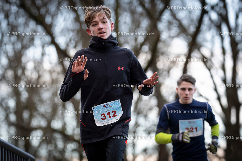 Bonner Nikolauslauf in Bonn, 08.12.2024 | Impressionen vom Bonner Nikolauslauf am 08.12.2024 in Bonn (Freizeitpark Rheinaue). Foto: BEAUTIFUL SPORTS/Axel Kohring