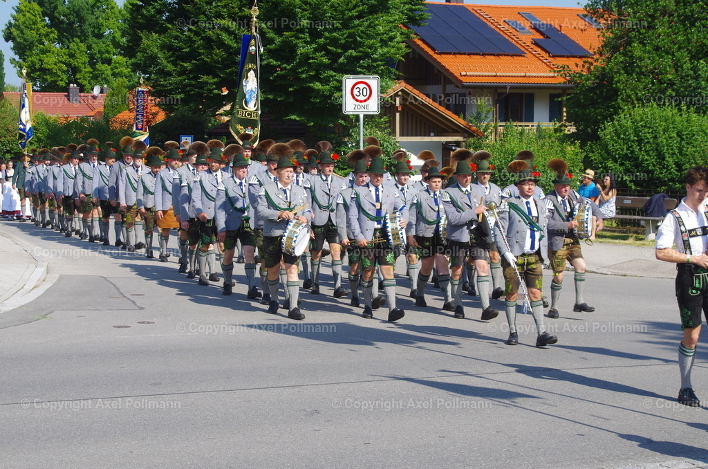 IMGP3124 | fotografiert von Axel PollmannLeonhardi Wallfahrt Benediktbeuern und Murnau, Fronleichnam, Fasching, Landschaft im Loisachtal und Benediktbeuern  - Realisiert mit Pictrs.com