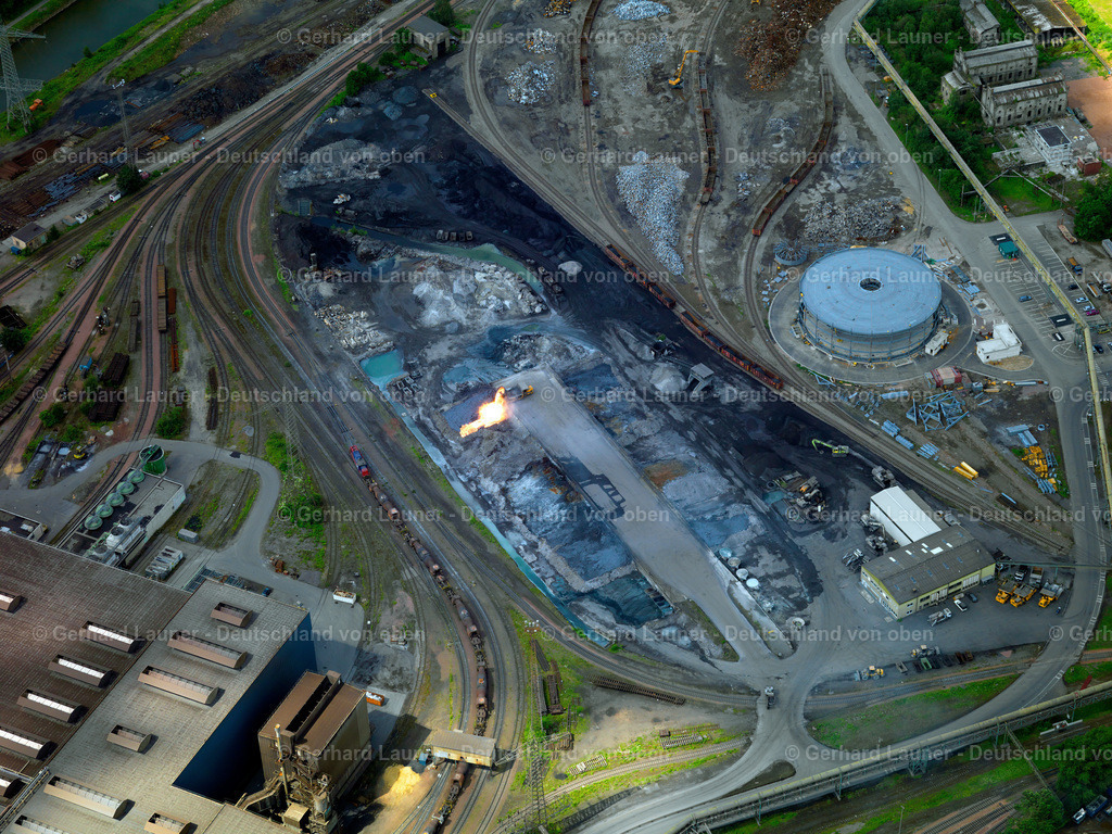2736047 | Die Völklinger Hütte ist das weltweit einzige vollständig erhaltene Eisenwerk weltweit.Es ist das erste Industriedenkmal dieser Epoche, das in die Welterbeliste der UNESCO aufgenommen wurde