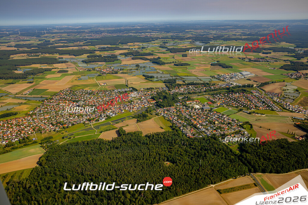 Das Luftbild zeigt :  Weisendorf - Die Luftaufnahme wurde 2024 vom UL-Flugzeug aus erstellt ( keine Drohne ) - Hochauflösende Luftaufnahme - Für grossformatige Ausdrucke geeignet. Die Geschenkidee !Mit Lizenz und Bildrechte bestellbar