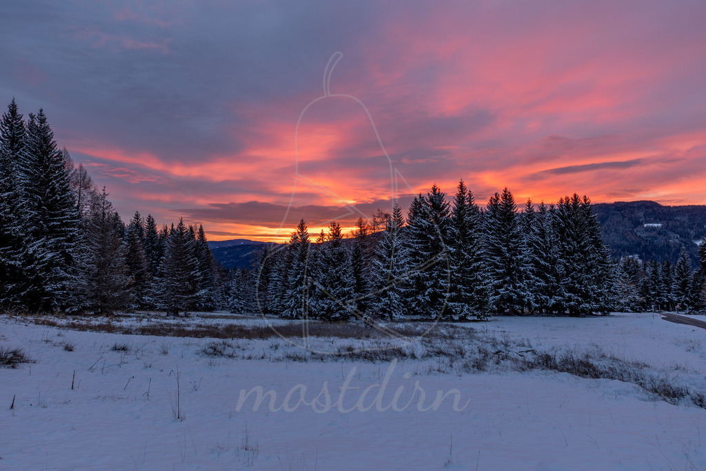 Morgenrot Lungau | Ihre Fotografin im Lungau, ihre Fotografin im Mostviertel, Wandbilder Onlineshop, Imagefotos für Ihr Unternehmen,  - Realisiert mit Pictrs.com