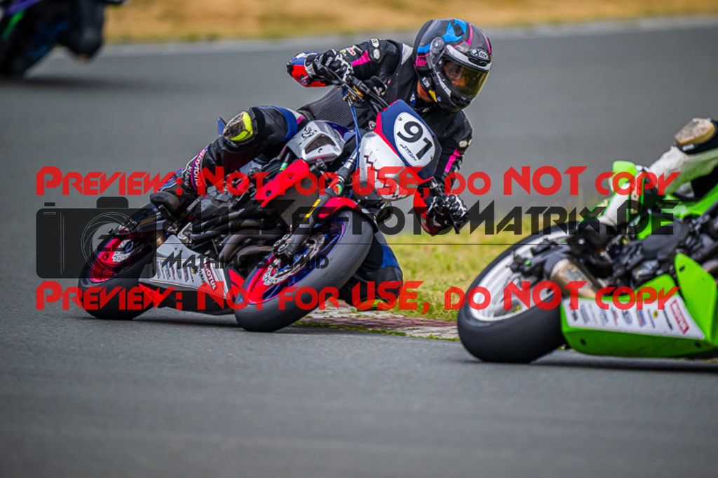 MaZZes_FotoMatrix_220723_1406 | TWIN