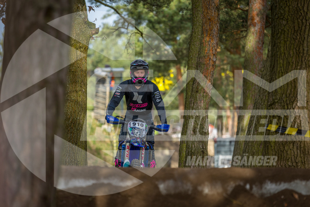 FAM_1979 | fullactionmedia-shop