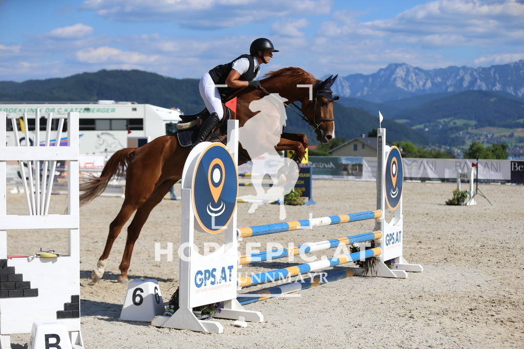 DL2Q8182 | Willkommen bei Brunnmayr - Design & Fotografie – Ihrem Spezialisten für Reitturniere und Pferdeveranstaltungen in Oberösterreich, Salzburg und Bayern! Seit über 17 Jahren sind wir leidenschaftlich dabei.
