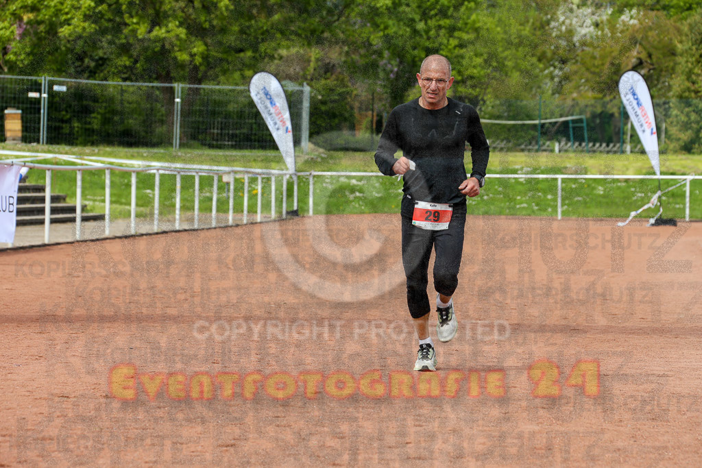 220501_1208_EX1_1780 | Sportfotografie im Rhein-Sieg Kreis, Köln, Bonn, NRW, Rheinland Pfalz, Hessen, etc. Unser Tätigkeitsfeld umfasst den Laufsport vom Volkslauf über den Marathon, Duathlon, Triathon bis zum Ultralauf wie Kölnpfad Ultra oder Schindertrail.