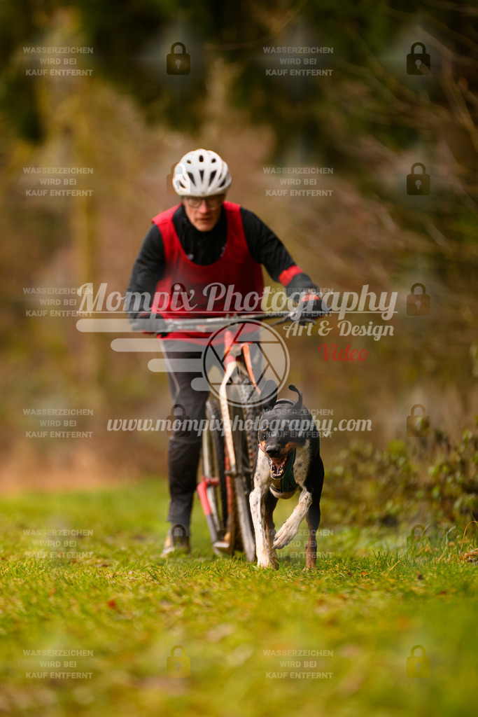 MompixPhotography_2SSTSSBW_2025_SO_Scooter-25 | PayLife