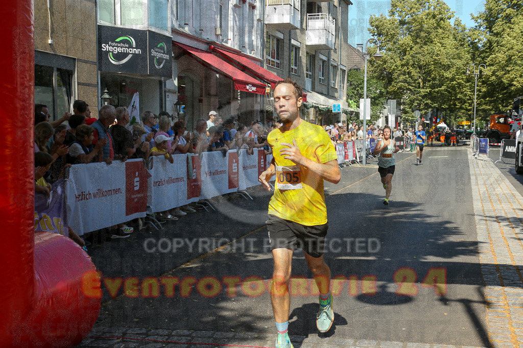 250621_1040_EX1_2056 | Sportfotografie im Rhein-Sieg Kreis, Köln, Bonn, NRW, Rheinland Pfalz, Hessen, etc. Unser Tätigkeitsfeld umfasst den Laufsport vom Volkslauf über den Marathon, Duathlon, Triathon bis zum Ultralauf wie Kölnpfad Ultra oder Schindertrail.