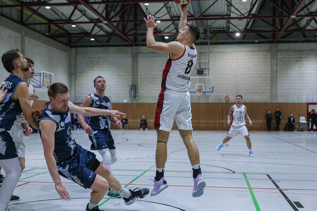 1.Regio BAYER GIANTS vs LippeBaskets Werne-88 | Fotos von Basketballspielen aus dem Raum NRW fotografiert von Gero Mueller-Laschet und Daniel Schaefer - Realisiert mit Pictrs.com