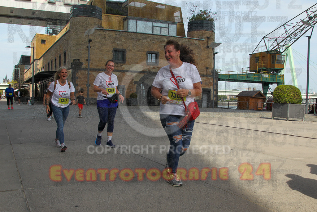 250920_1343_EV4_6544 | Sportfotografie im Rhein-Sieg Kreis, Köln, Bonn, NRW, Rheinland Pfalz, Hessen, etc. Unser Tätigkeitsfeld umfasst den Laufsport vom Volkslauf über den Marathon, Duathlon, Triathon bis zum Ultralauf wie Kölnpfad Ultra oder Schindertrail.