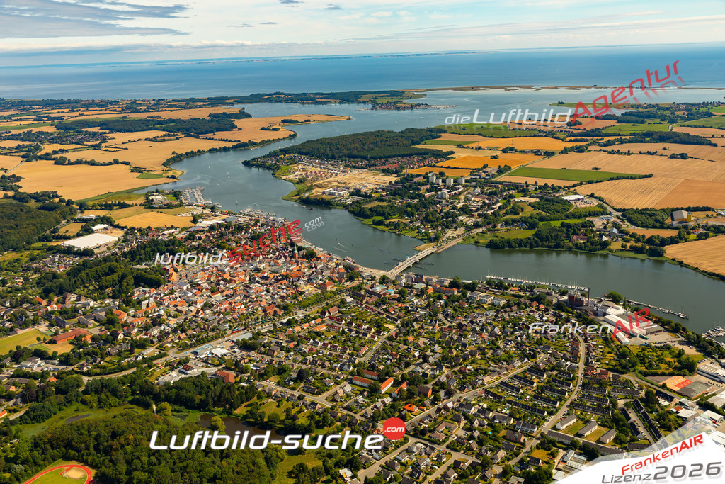 Die Luftaufnahme Schlei - Kappeln wurde 2022 vom Flugzeug aus (keine Drohne) erstellt. Hohe Auflösung -für große Poster und Wandbilder geeignet - Garantiert!