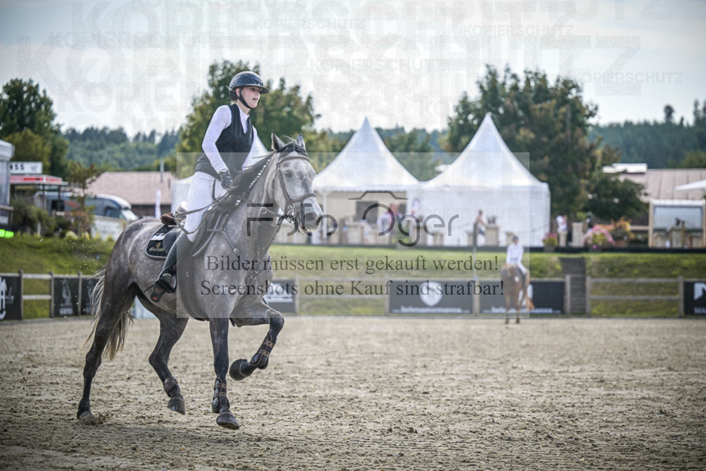 DOS_8064 | Entdecke hochwertige Reitturnierfotos von Foto Oger. Professionell, emotional und authentisch – jetzt Lieblingsmomente im Shop bestellen.Deutschlandweite Turnierfotografie. - Realisiert mit Pictrs.com