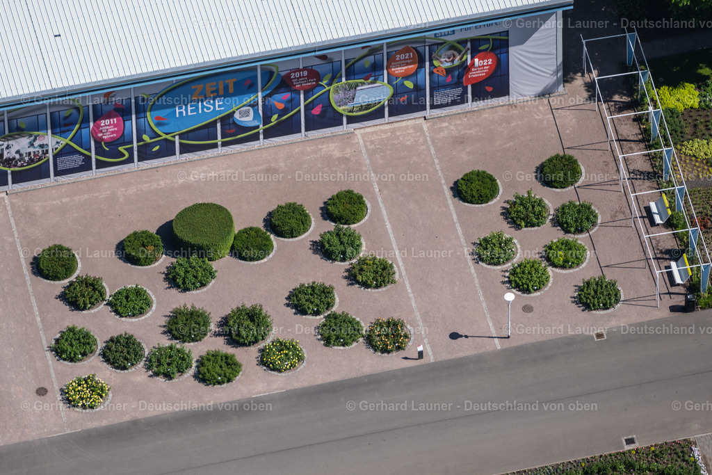 4045870 | ERFURT 14.06.2021 Parkanlage " Egapark " im Ortsteil Hochheim in Erfurt im Bundesland Thüringen, Deutschland. Weiterführende Informationen bei: Bundesgartenschau Erfurt 2021 gemeinnützige GmbH. // Park of " Egapark " in the district Hochheim in Erfurt in the state Thuringia, Germany. Further information at: Bundesgartenschau Erfurt 2021 gemeinnuetzige GmbH. Foto: Gerhard Launer
