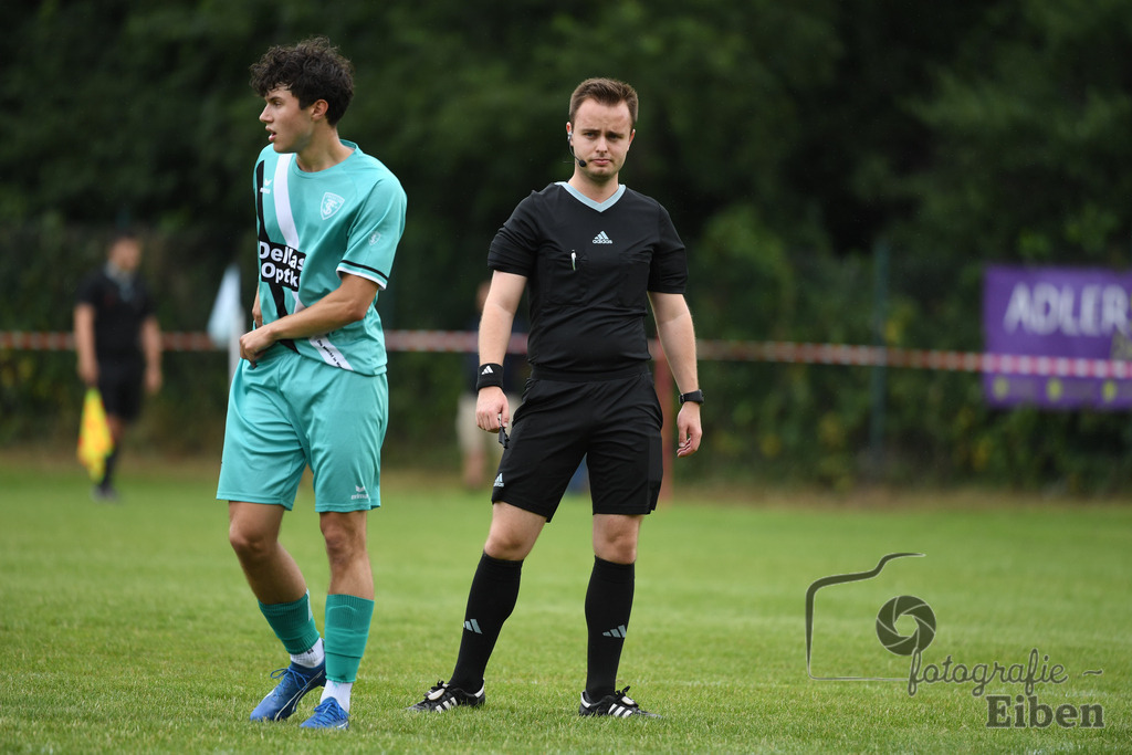 Sport-Duwe Cup | Sport-Duwe Cup Oldenburg; TuS Eversten (mint)-VFL Oldenburg (rot) am 05.07.2025 in Oldenburg (Sportanlage TuS Eversten), Photo: Philip Eiben 2025 - Realisiert mit Pictrs.com