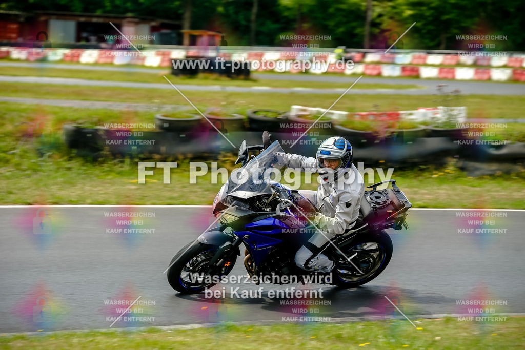 VBK-4824 | Hier findet Ihr Bilder von Touristenfahrten auf der Nürburgring Nordschleife oder von anderen Veranstaltungen die ich besucht habe. Viel Spass beim Durch Schauen 