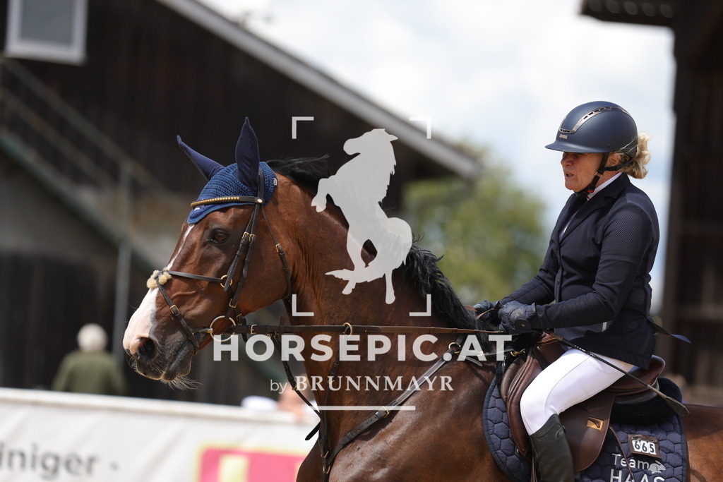 0P6A4347 | Willkommen bei Brunnmayr - Design & Fotografie – Ihrem Spezialisten für Reitturniere und Pferdeveranstaltungen in Oberösterreich, Salzburg und Bayern! Seit über 17 Jahren sind wir leidenschaftlich dabei.