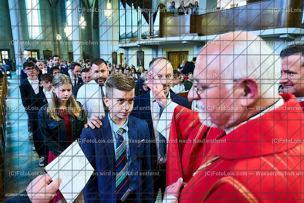 ALP2401_Pfarrfirmung Wieselburg_Sakrament der Firmung | (C)FotoLois.com, Alois Spandl, Pfarrfirmung in Wieselburg mit Firmspender Eduard Gruber (ehemaliger Generalvikar der Diözese St. Pölten), Sa 3. Juni 2023.