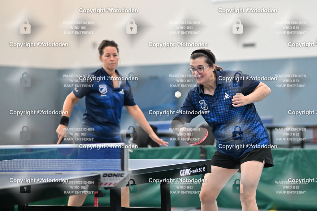 DSC_0172 | Liane Frerichs-Janssen (links) mit Birgit Schubert (rechts)