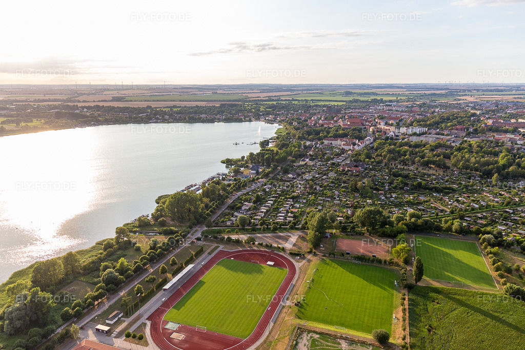 Luftbild: Uckerstadion am Uckersee in Prenzlau im Bundesland Brandenburg in Deutschland. Foto: IMG_116198.jpg vom 17.07.2019 durch Werner Riehm/FLY-FOTO.de