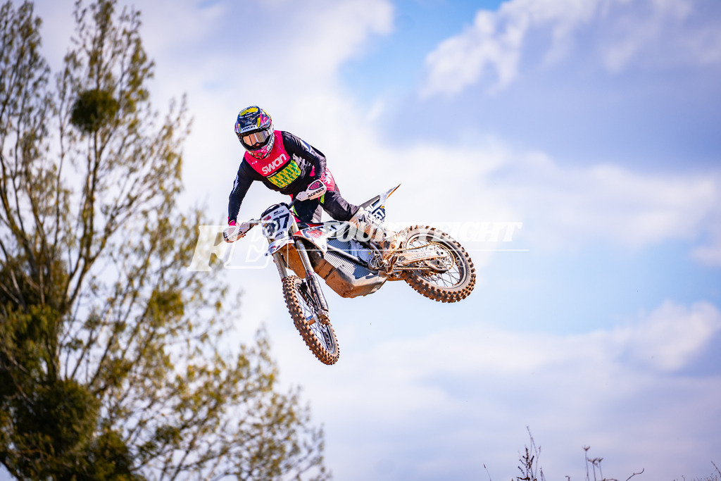 DSC01003 | fourtyeightmedia - Realisiert mit Pictrs.com