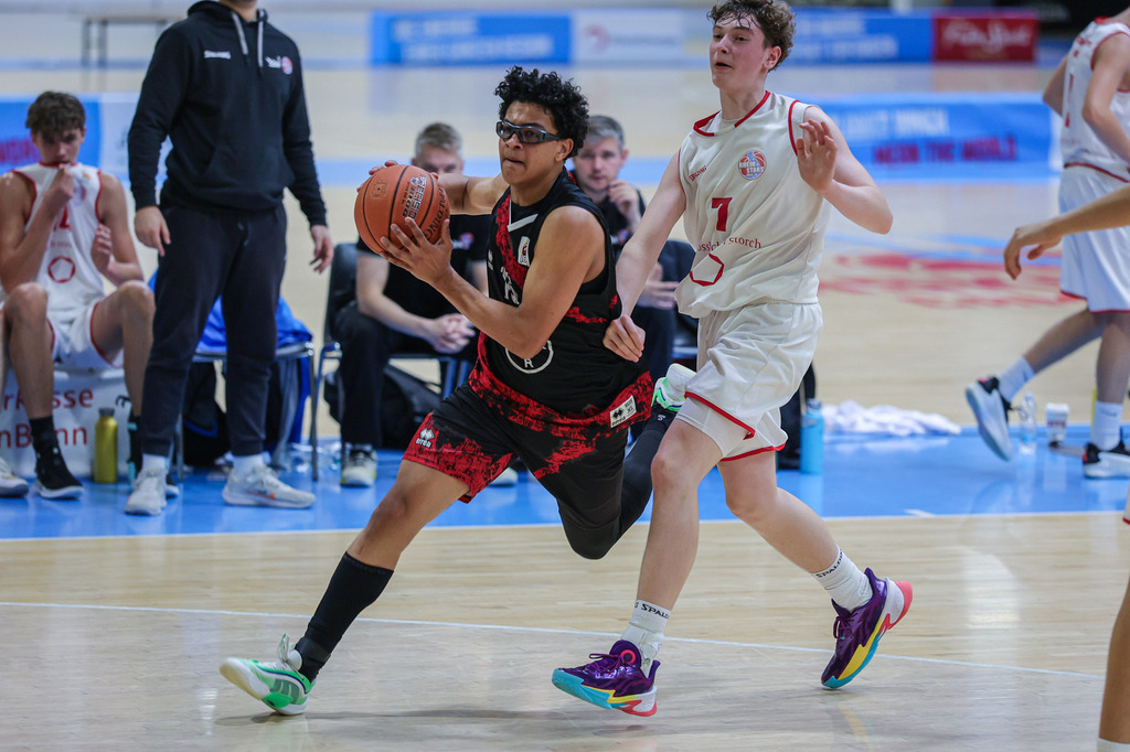 JBBL BAYER GIANTS @ BBV Rheinstars Köln-74 | Fotos von Basketballspielen aus dem Raum NRW fotografiert von Gero Mueller-Laschet und Daniel Schaefer - Realisiert mit Pictrs.com