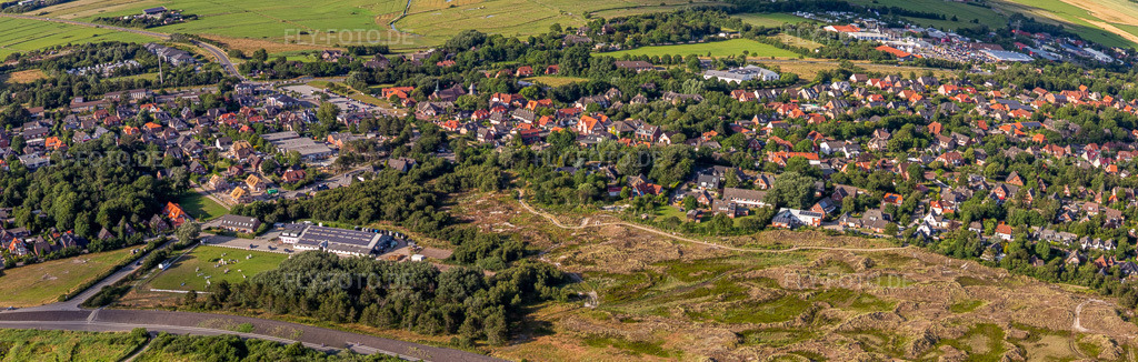 Luftbild: Panorama in der Auen- Niederung an der Nordseeküste im Ortsteil Olsdorf in Sankt Peter-Ording im Bundesland Schleswig-Holstein in Deutschland. Foto: IMG_0007204.jpg vom 10.07.2021 durch Werner Riehm/FLY-FOTO.de