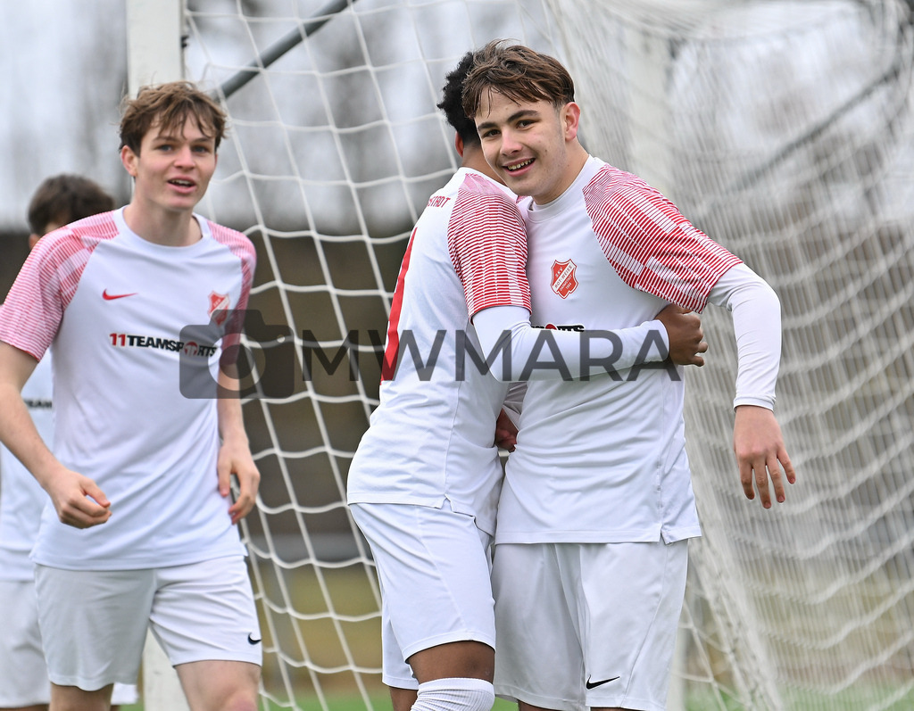 Fussball I Herren I Saison 2025-2026 I Bundesliga I 6. Spieltag I Eintracht Frankfurt - FC Bayern München  | MWMARA - Realisiert mit Pictrs.com