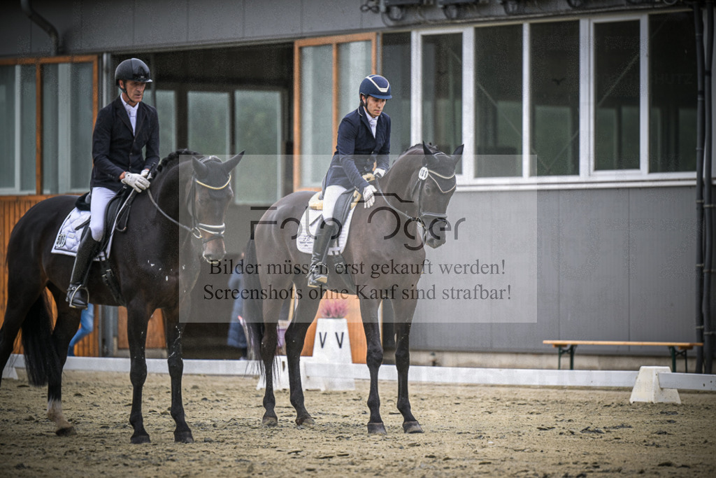 DOS_1502 | Entdecke hochwertige Reitturnierfotos von Foto Oger. Professionell, emotional und authentisch – jetzt Lieblingsmomente im Shop bestellen.Deutschlandweite Turnierfotografie. - Realisiert mit Pictrs.com