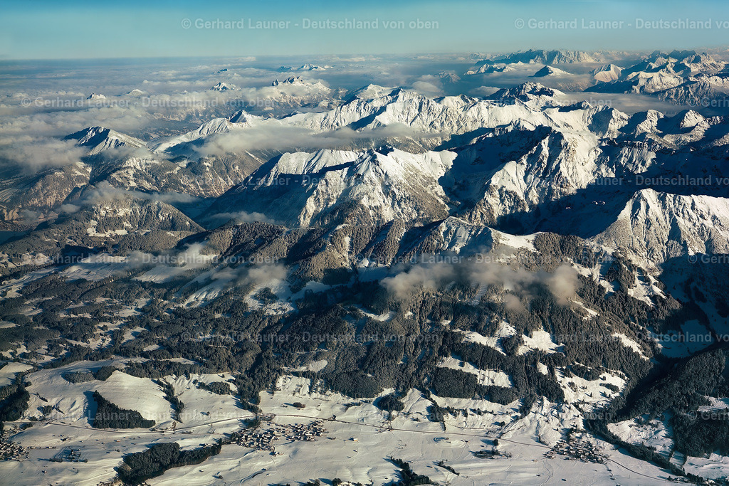 01P0331 | Blick über die Allgäuer Voralpen bei Sonthofen in Richtung Osten