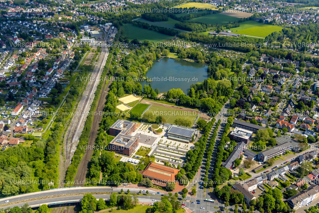Gladbeck230510633 | Luftbild, Heisenberg Gymnasium am Nordpark, Nordparkteich, Gladbeck, Ruhrgebiet, Nordrhein-Westfalen, Deutschland