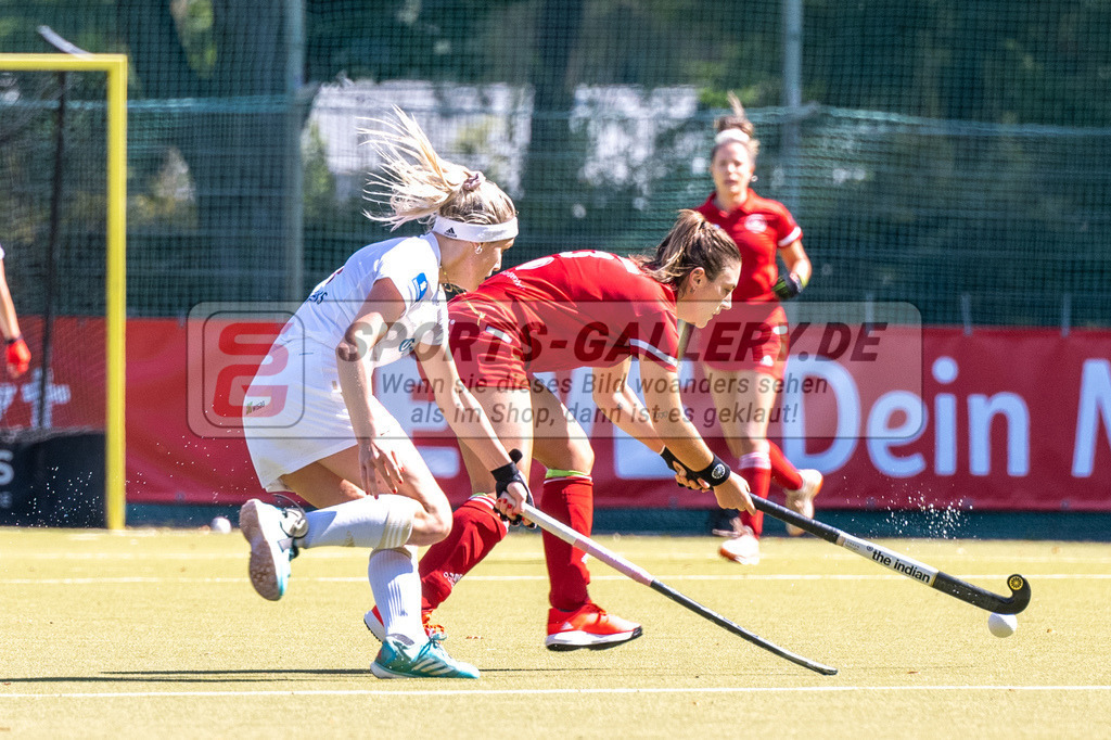 SFE_20220903_0084 | ; 1. Bundesliga Hockey Herren Rot-Weiss Köln - Bremer HC am 03.09.2022 in Köln (KTHC Stadion Rot-Weiss Köln Tennis and Hockey Club), Photo: Stephan Fehrmann 2022 (Sports-Gallery)