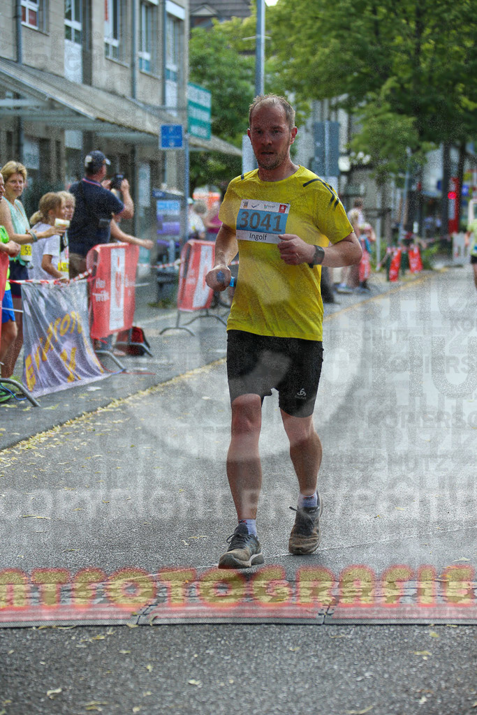 220625_1722_EX1_6686 | Sportfotografie im Rhein-Sieg Kreis, Köln, Bonn, NRW, Rheinland Pfalz, Hessen, etc. Unser Tätigkeitsfeld umfasst den Laufsport vom Volkslauf über den Marathon, Duathlon, Triathon bis zum Ultralauf wie Kölnpfad Ultra oder Schindertrail.