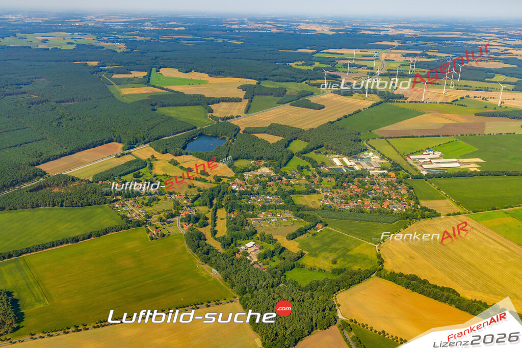 Kraak Rastow Bild- Das Luftbild wurde 2025 vom UL-Flugzeug heraus erstellt ( keine Drohne bzw. Drohnenaufnahme ) - Hochauflösende Luftaufnahme -Nicht vergleichbar mit Google Maps oder Satelittenbilder- Die Geschenkidee !Mit Lizenz und Bildrechte bestellbar - CC