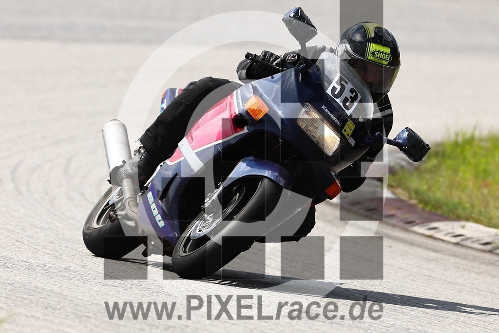 0053-20250714_03529 | Schöne Erinnerungen an spannende Momente - das festzuhalten ist unser Job. PIXELrace.de ist seit 2003 auf den Rennstrecken Europas unterwegs um die Action draußen beim Fahren und die wunderbare Stimmung imm Fahrerlager für euch einzufangen.