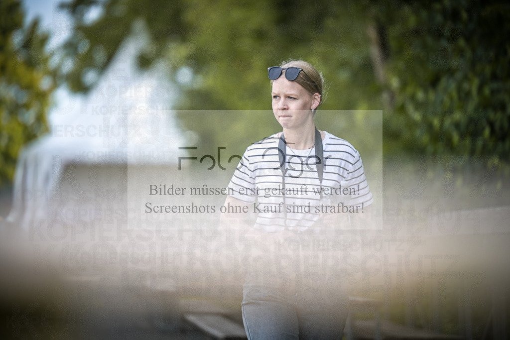 DOS_0478 | Entdecke hochwertige Reitturnierfotos von Foto Oger. Professionell, emotional und authentisch – jetzt Lieblingsmomente im Shop bestellen.Deutschlandweite Turnierfotografie. - Realisiert mit Pictrs.com